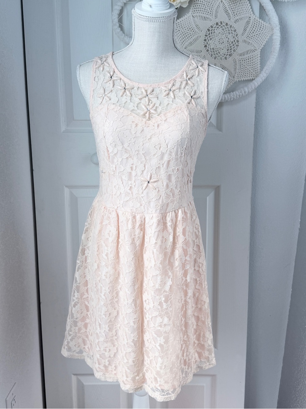 Women Intimates - Lace garment